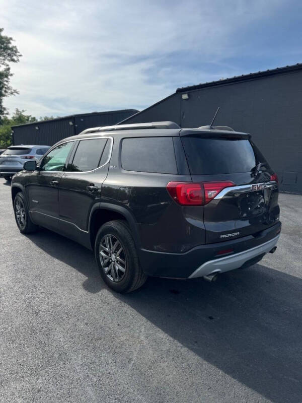 2017 GMC Acadia SLT-1