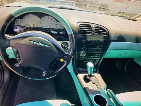 2002 Ford Thunderbird Deluxe