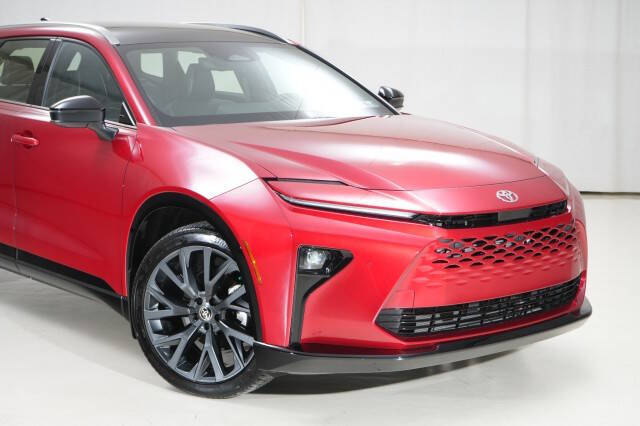 2025 Toyota Crown Signia Limited