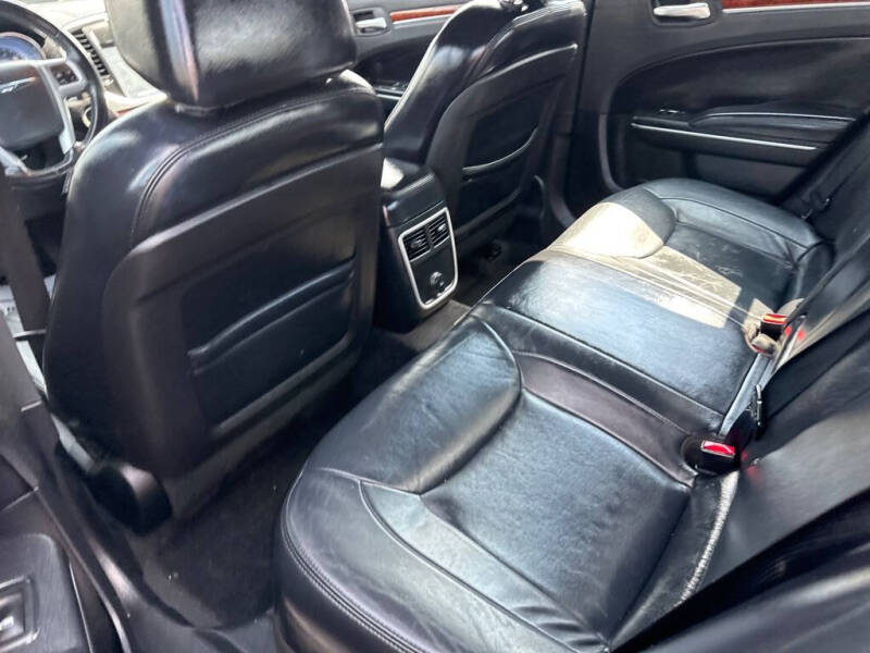 2014 Chrysler 300