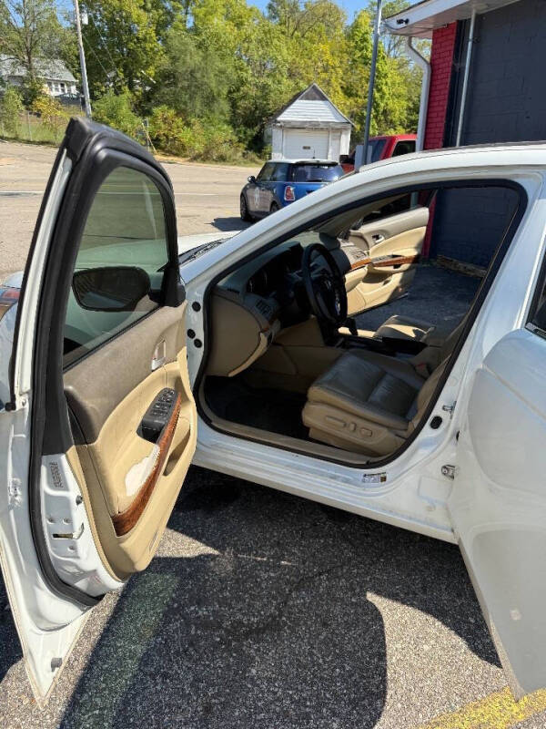 2010 Honda Accord EX-L V6 w/Navi