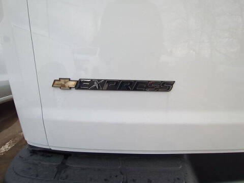 2025 Chevrolet Express 2500