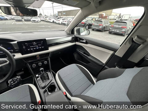 2025 Volkswagen Taos S 4Motion