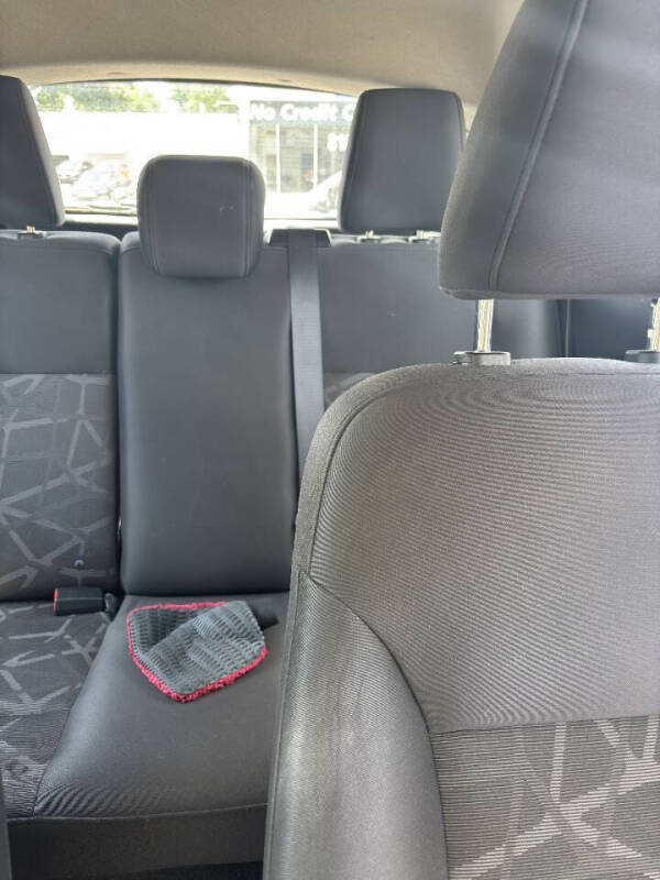 2011 Ford Fiesta SES