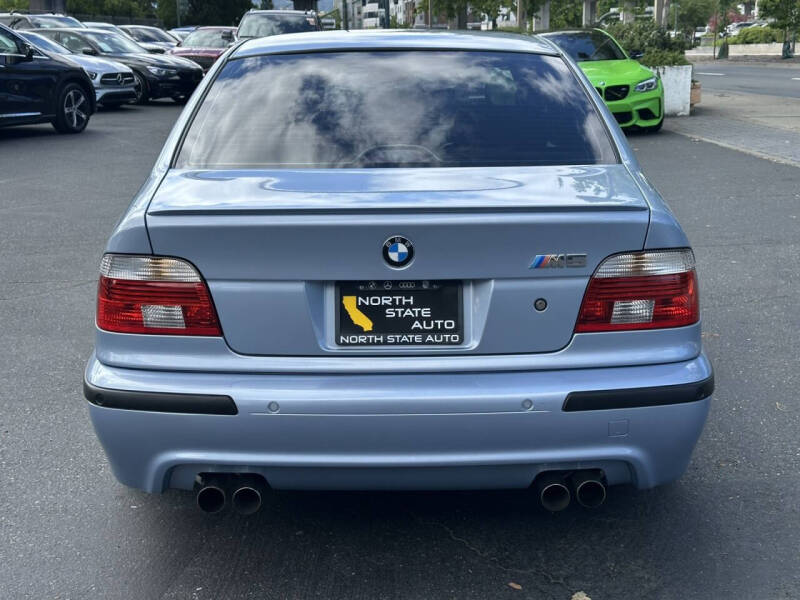 2001 BMW M5