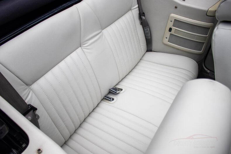 1990 Ford Mustang