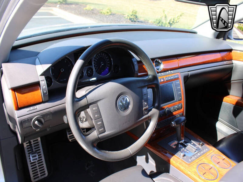 2006 Volkswagen Phaeton V8