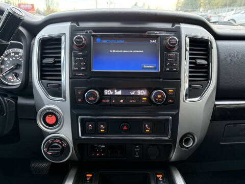 2017 Nissan Titan XD SV