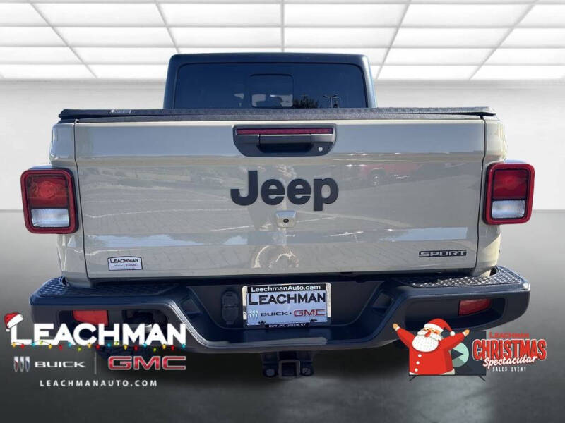 2020 Jeep Gladiator Sport