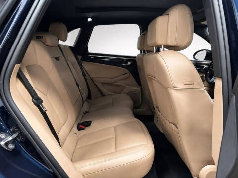 2020 Porsche Macan S