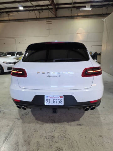 2017 Porsche Macan S