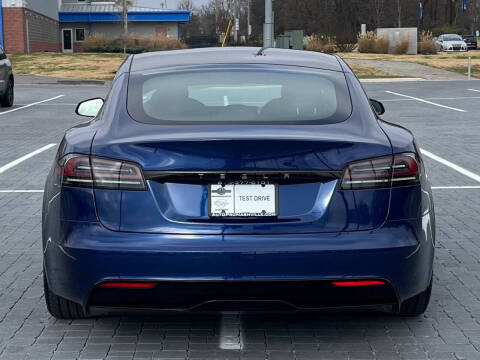 2023 Tesla Model S Standard Range