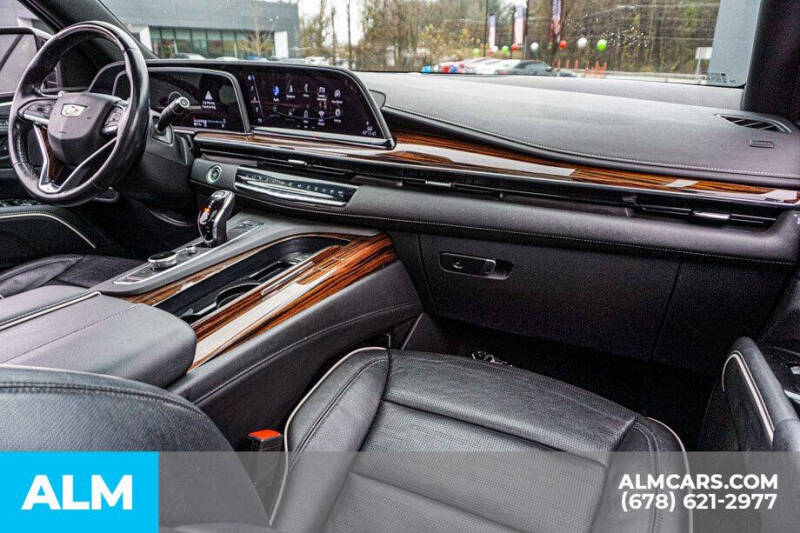 2022 Cadillac Escalade Premium Luxury