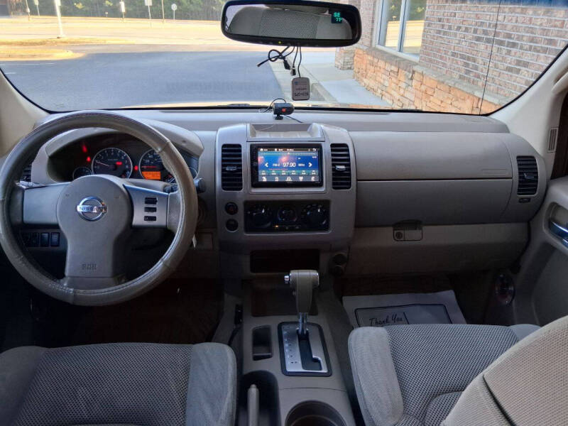 2007 Nissan Frontier LE