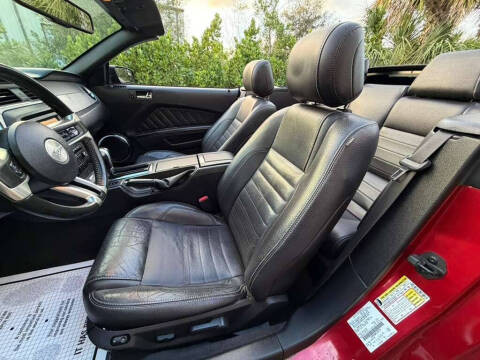 2012 Ford Mustang V6 Premium