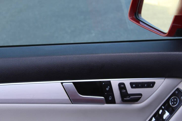 2012 Mercedes-Benz C-Class