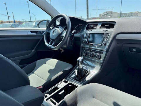 2016 Volkswagen e-Golf SE