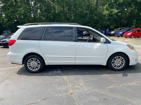 2009 Toyota Sienna XLE
