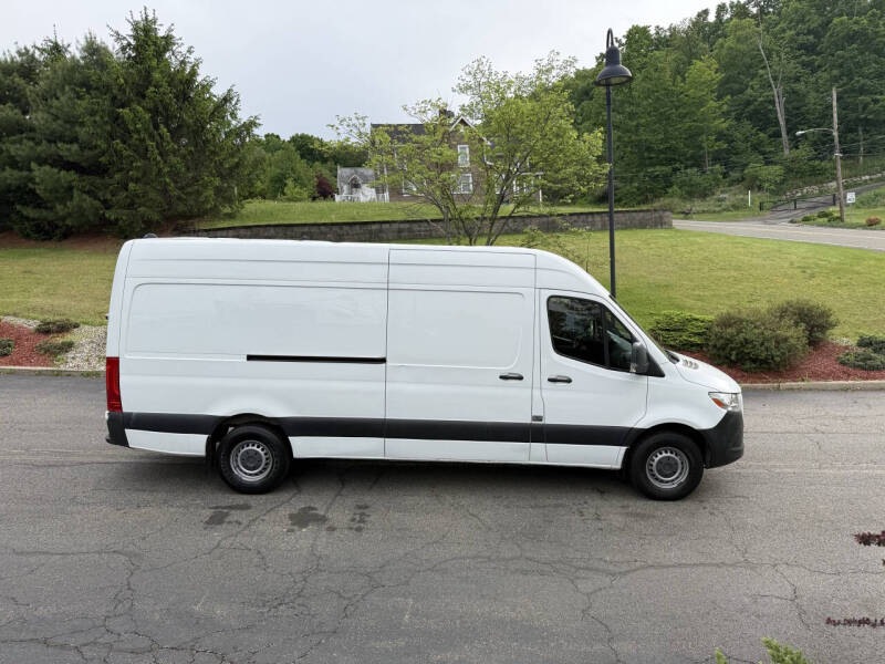 2020 Freightliner Sprinter 2500