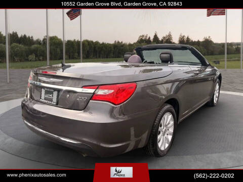 2014 Chrysler 200 Touring