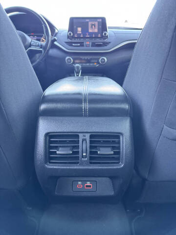 2019 Nissan Altima 2.5 SV