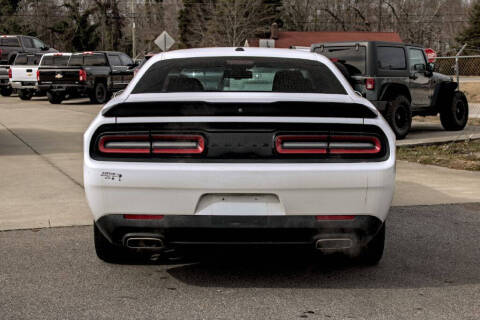 2020 Dodge Challenger SXT