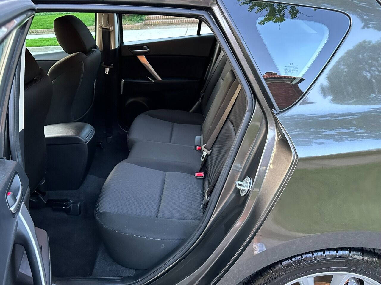 2012 Mazda MAZDA3  - $9,900