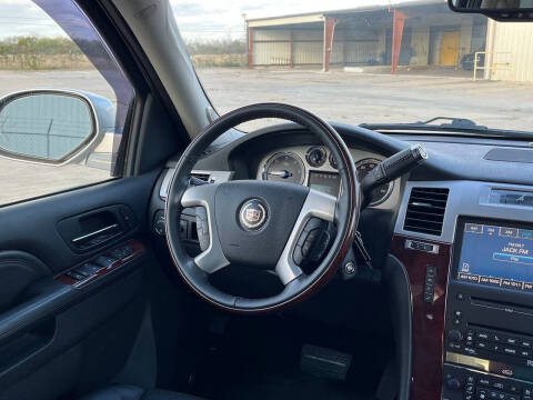 2010 Cadillac Escalade Luxury
