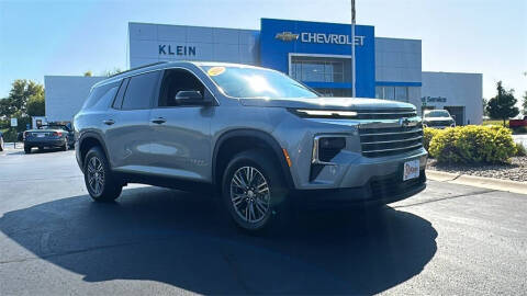 2025 Chevrolet Traverse LT