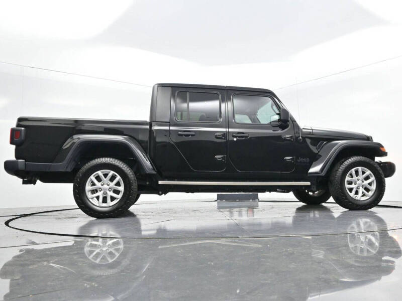 2023 Jeep Gladiator Sport S