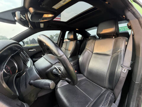 2017 Dodge Charger SXT