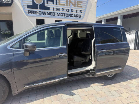 2020 Chrysler Pacifica Touring L