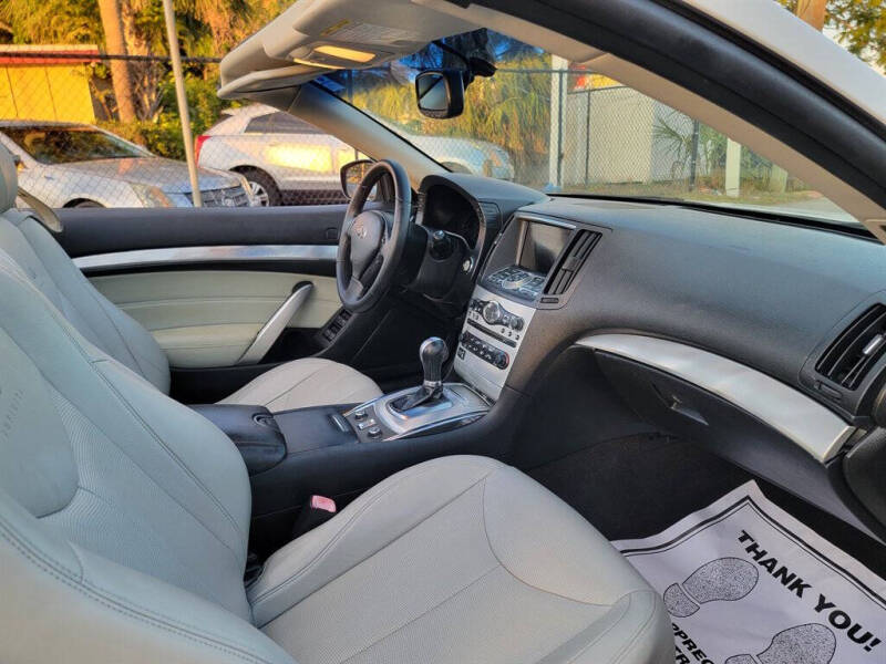 2012 Infiniti G37 Convertible