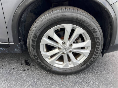 2015 Nissan Rogue SV