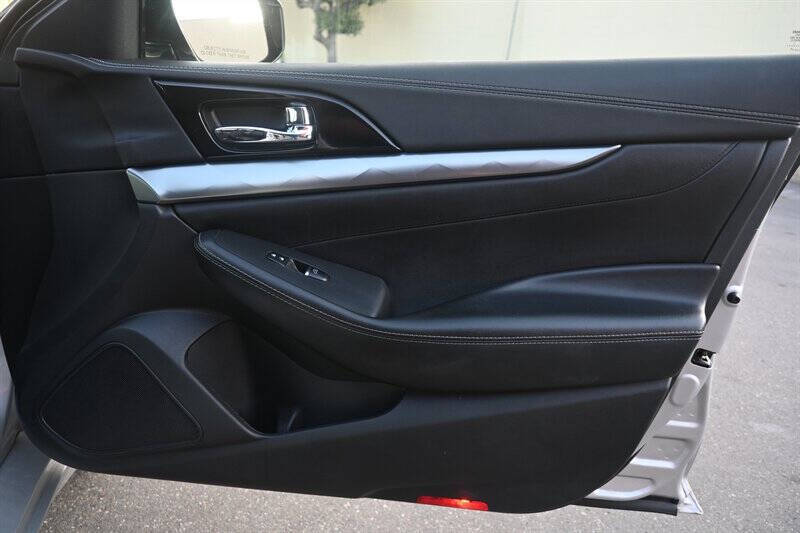 2020 Nissan Maxima 3.5 SV