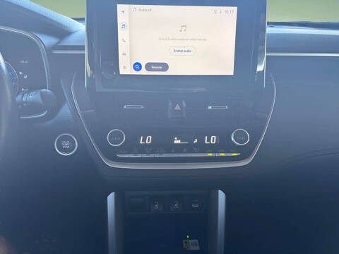 2023 Toyota Corolla Cross XLE