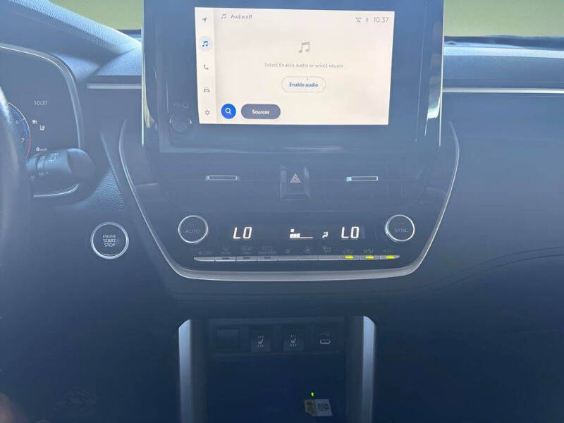 2023 Toyota Corolla Cross XLE