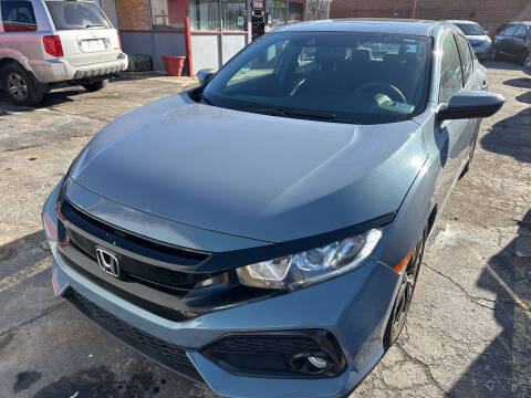 2019 Honda Civic for sale at Best Deal Motors in Saint Charles MO