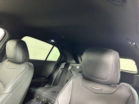 2023 Cadillac XT4 Luxury