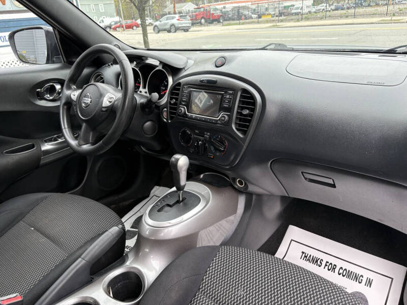 2015 Nissan JUKE S