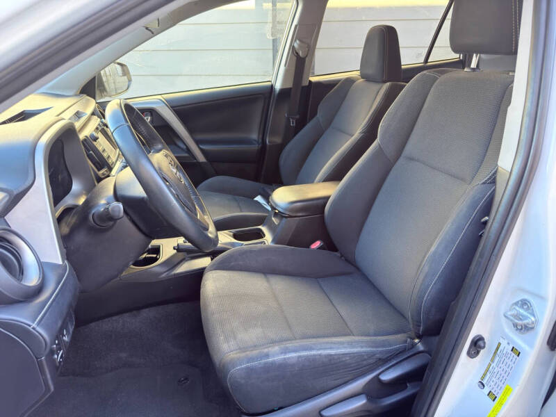 2016 Toyota RAV4 XLE