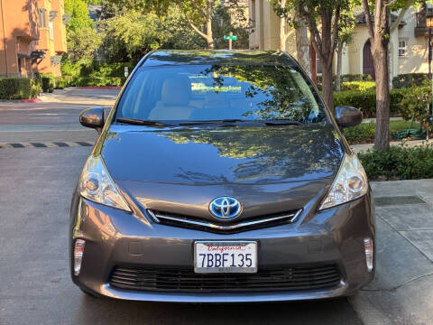 2013 Toyota Prius v