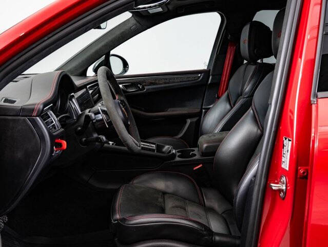 2024 Porsche Macan GTS