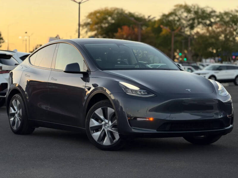 2022 Tesla Model Y Long Range