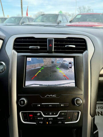 2019 Ford Fusion Hybrid SEL