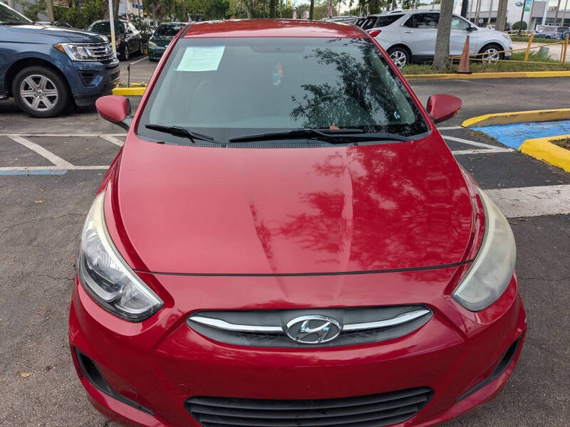 2017 Hyundai Accent SE