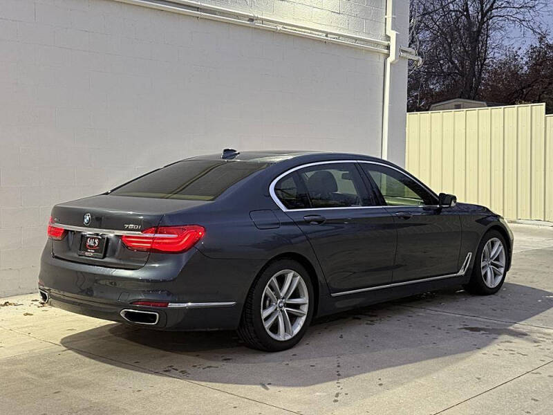 2016 BMW 7 Series 750i xDrive