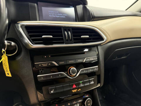 2018 Infiniti QX30 Luxury