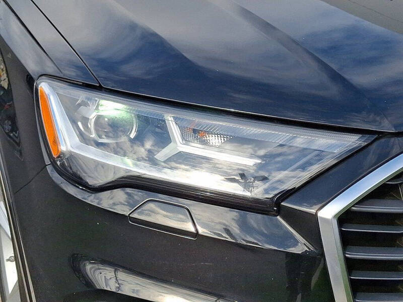 2022 Audi Q7 quattro Premium 55 TFSI