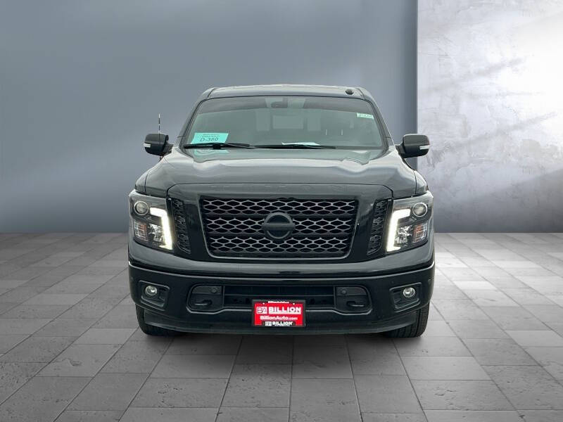 2019 Nissan Titan SV